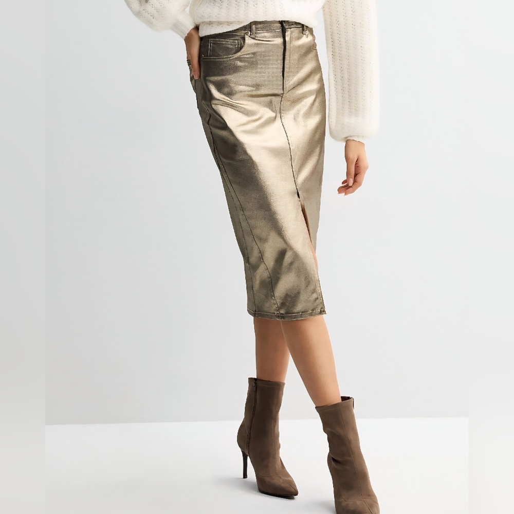 Elegant Gold Midi Skirt